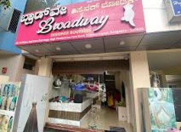 Broadway Designer Boutique